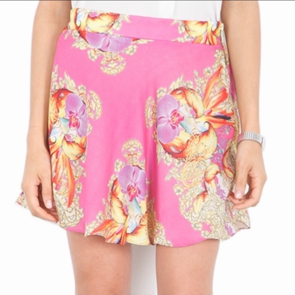 Naven Circle Skirt in Baroque Print pink